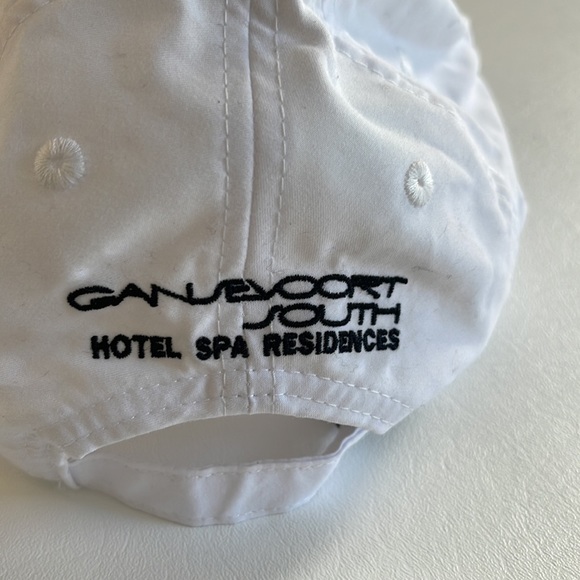 New! Hugo Boss White Hat - Picture 3 of 3